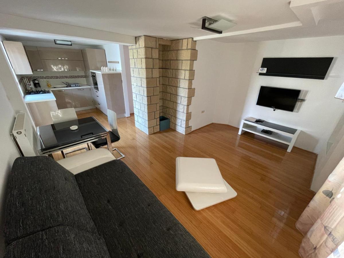 Apartment Victoria Stara Baška Exterior foto