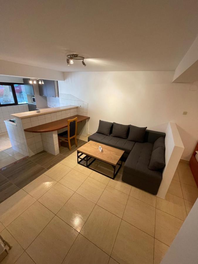 Apartment Victoria Stara Baška Exterior foto