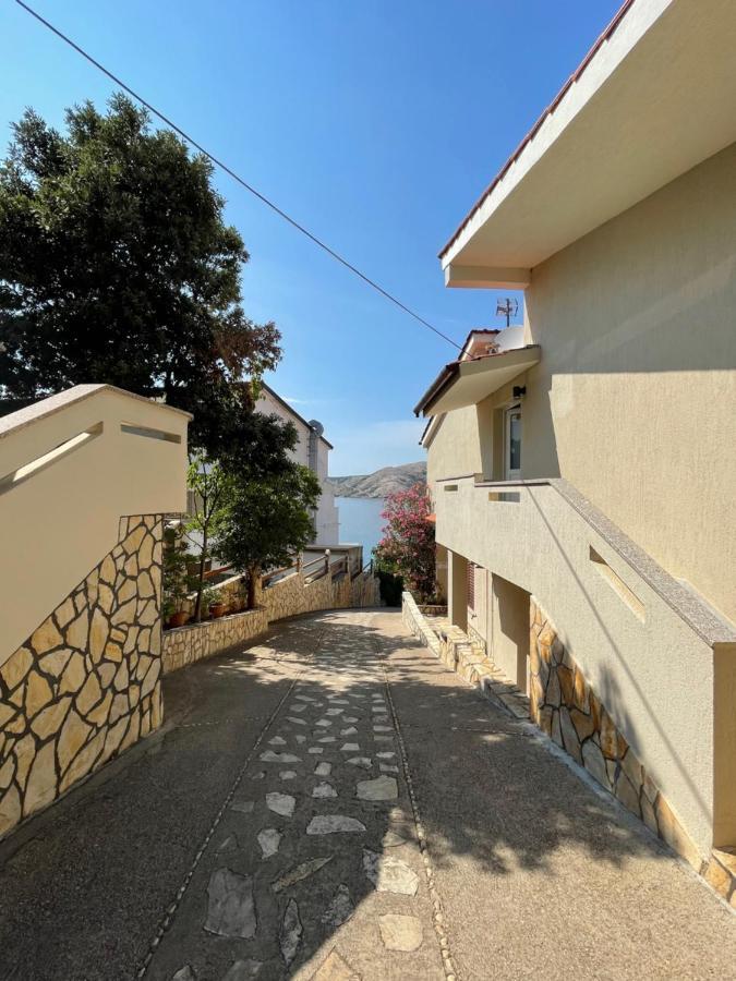 Apartment Victoria Stara Baška Exterior foto